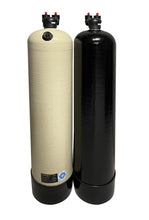Load image into Gallery viewer, Clack 2.5 Cubic Foot Non Backwashing Acid Neutralizer with Clack 2.5 Salt Free Conditioner