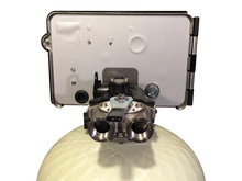 Load image into Gallery viewer, Fleck 2510SXT 1.5 Cubic Foot Whole House Carbon Filter